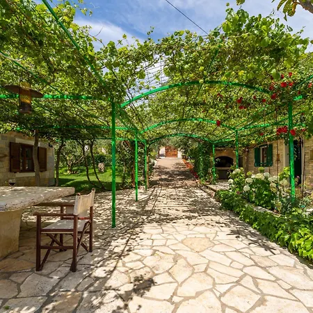 Casa de Férias Natasa By Interhome