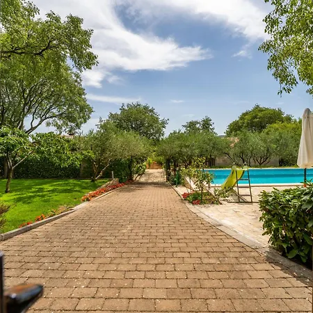 Natasa By Interhome בית נופש