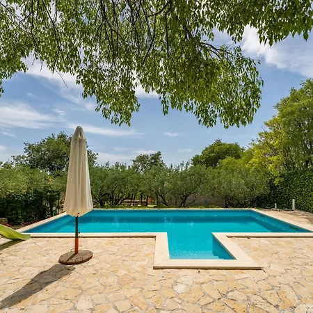 Hébergement de vacances Natasa By Interhome